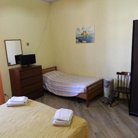 La Casetta Arancione Nell'Aeroporto Di Napoli Apartment Exterior photo