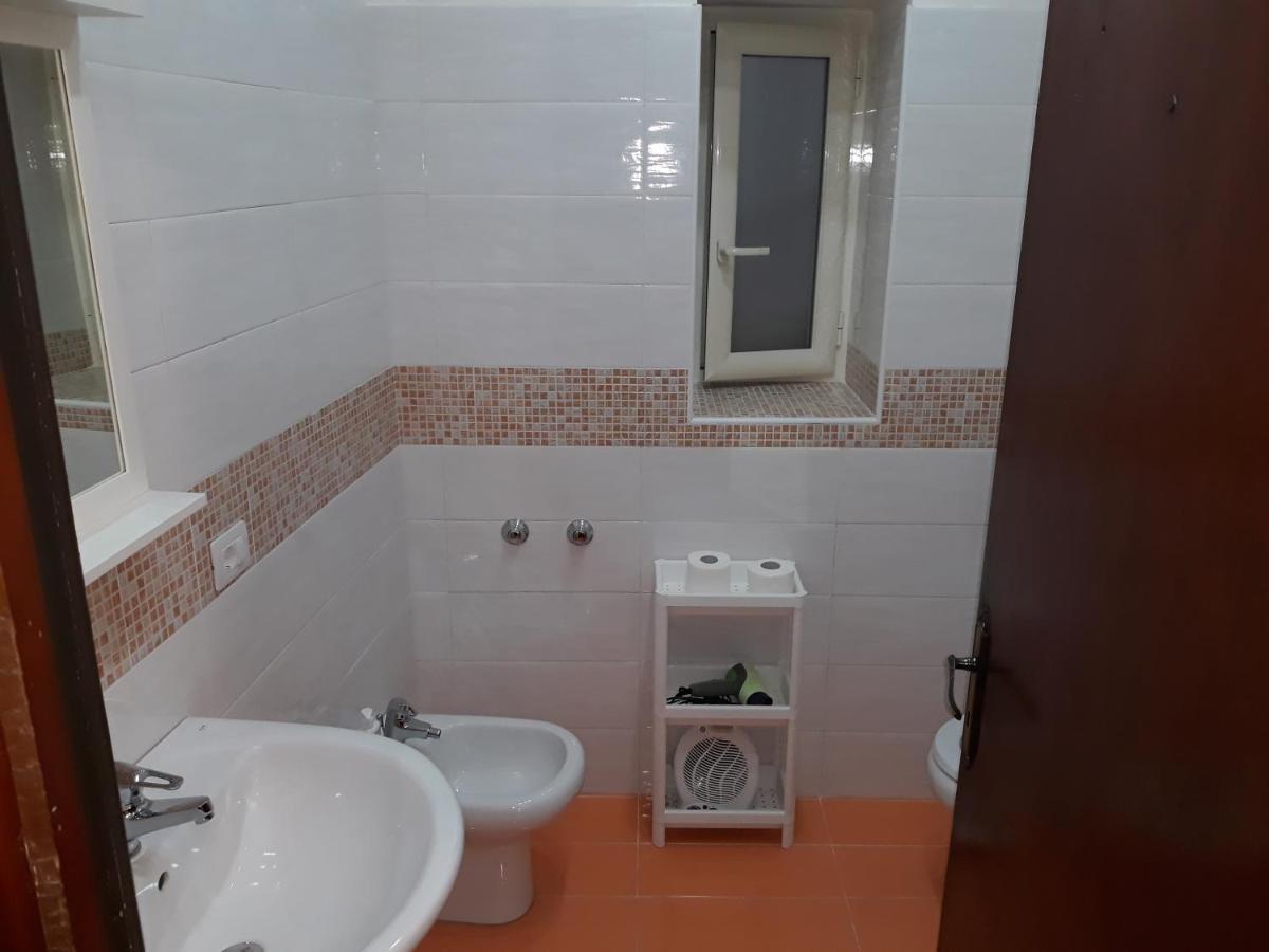 La Casetta Arancione Nell'Aeroporto Di Napoli Apartment Exterior photo